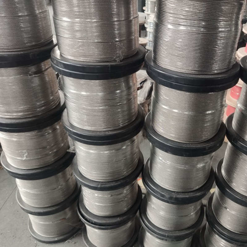 6x15 7FC Galvanized Steel Wire Rope For Heavy Lifting And Rigging